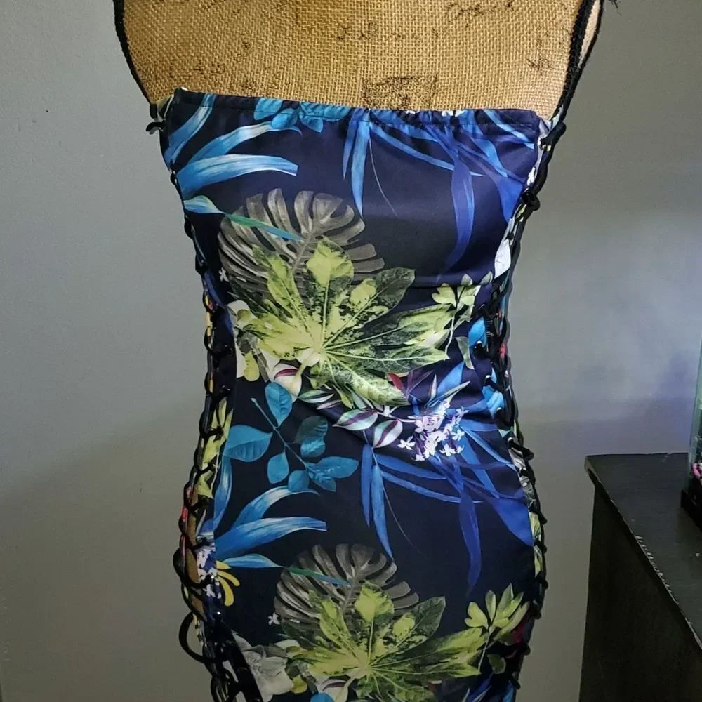Shoestring dress 